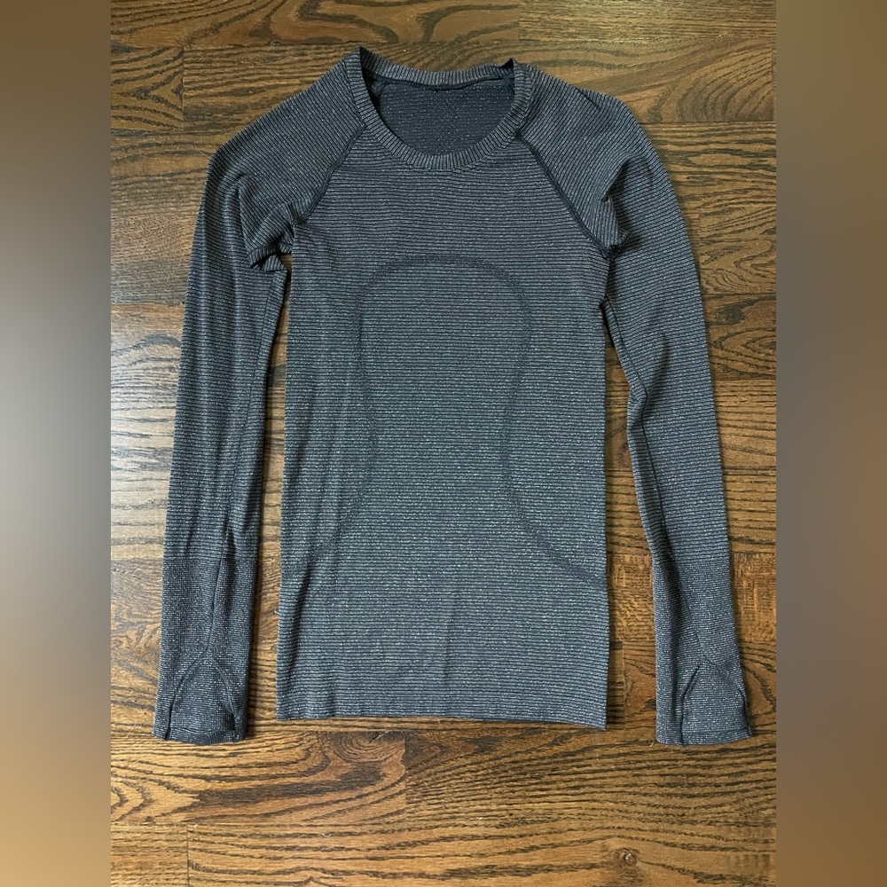 Lululemon Swiftly Tech Long Sleeve Size 2